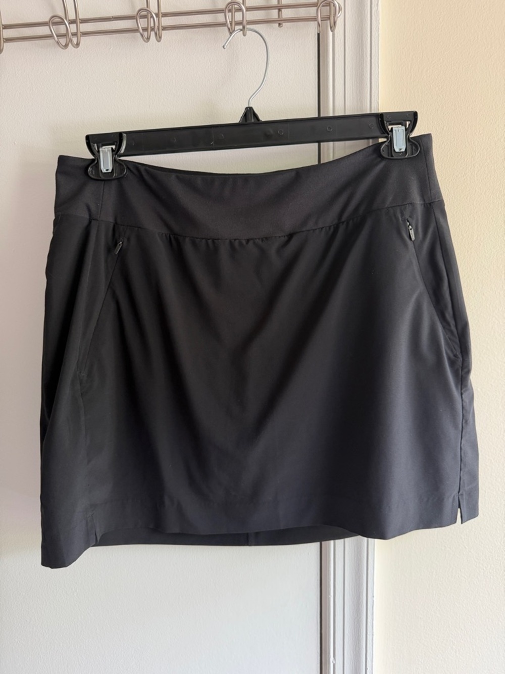 Athleta Black Soho Skort